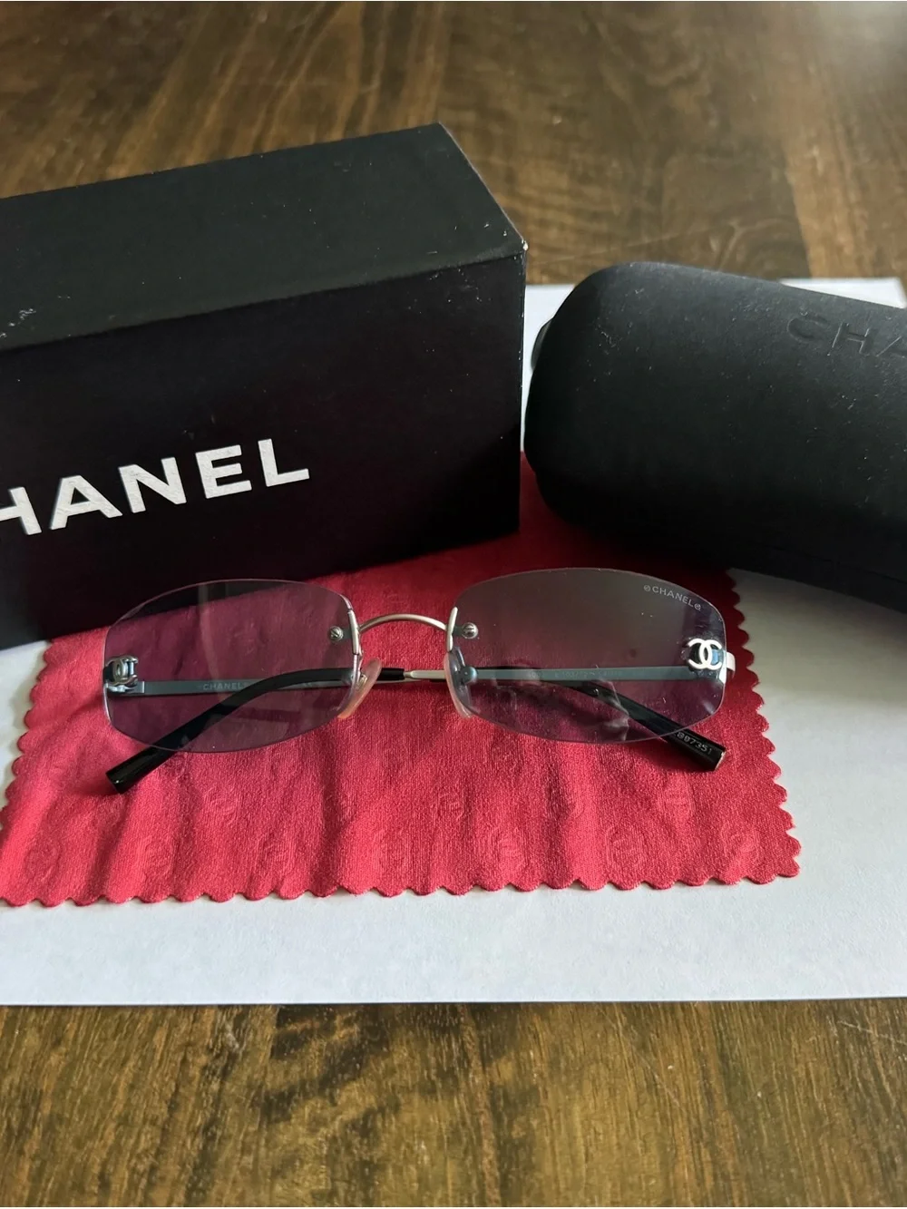 Vintage CHANEL 4002 Rimless Sunglasses with Blue Lenses